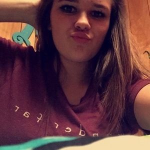 Meet your Posher, Mikayla